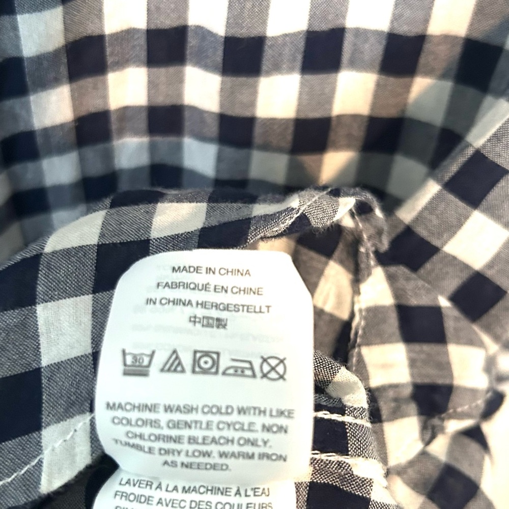 J. Crew Women's Navy and White Gingham Classic Fit Boy Shirt in‎ Size 6 - Picture 12 of 12